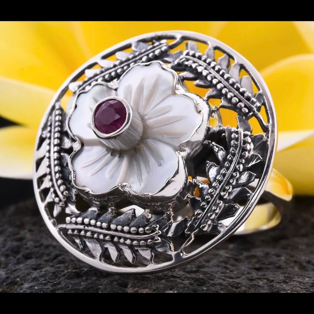 Flower Mother of Pearl & Ruby Sterling Silver Ring